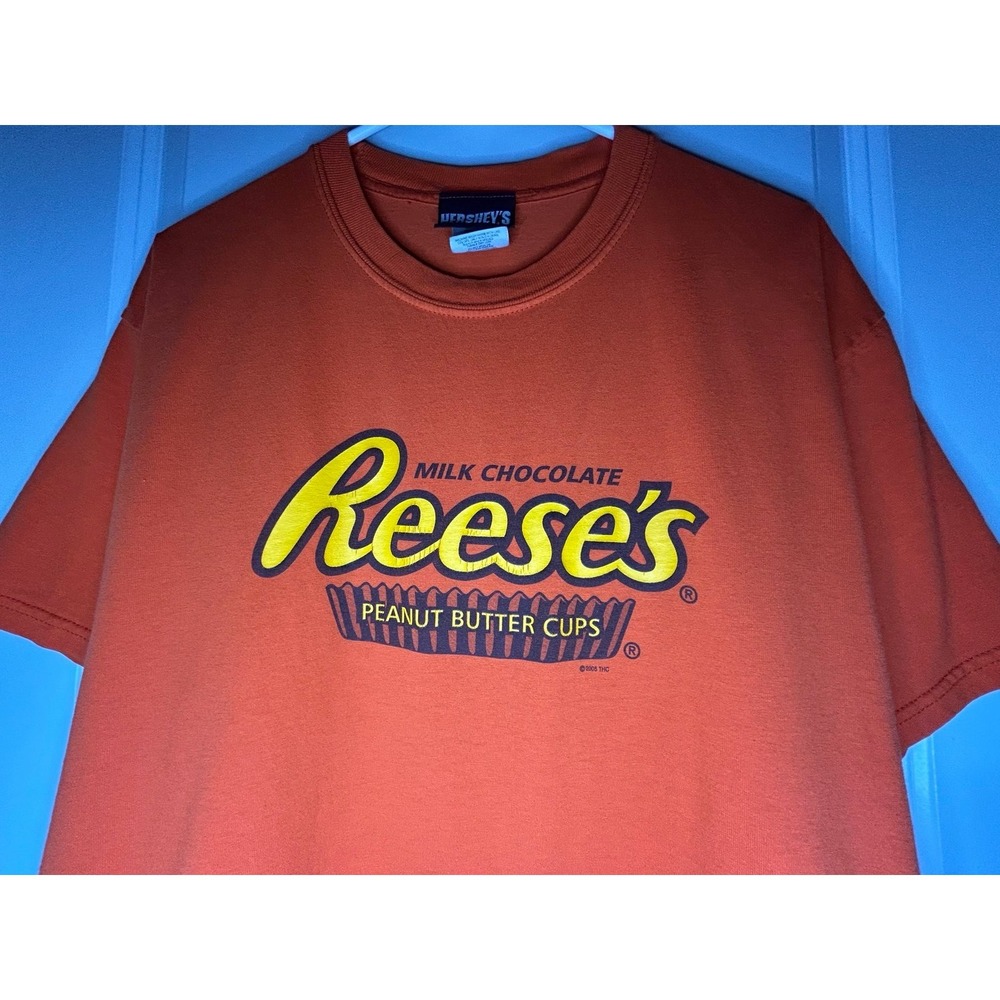 Vintage Y2k 2005 Hershey's Reese's Peanut Butter Cups Graphic T-Shirt Mens Large